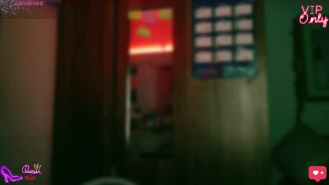 Snapshot of laujgray chatting on March 29, 2026, 7:52 am laujgray online show from March 29, 2026, 7:52 am