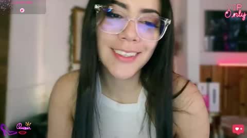 Snapshot of laujgray chatting on April 14, 2026, 2:12 pm laujgray online show from April 14, 2026, 2:12 pm