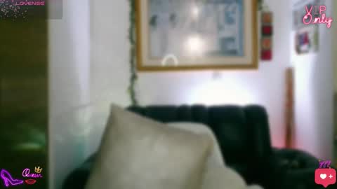 Snapshot of laujgray chatting on May 21, 2026, 4:41 am laujgray online show from May 21, 2026, 4:41 am