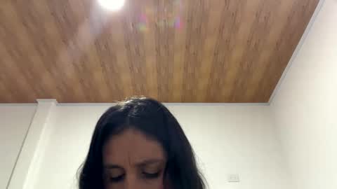 laura  online show from May 29, 2026, 4:21 am