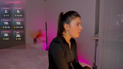 Laura online show from February 18, 2025, 9:32 am