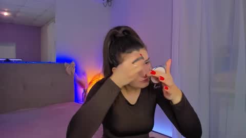 Laura online show from March 18, 2026, 5:54 am