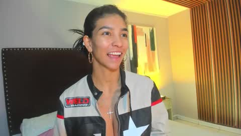 Laura online show from February 19, 2026, 12:12 pm