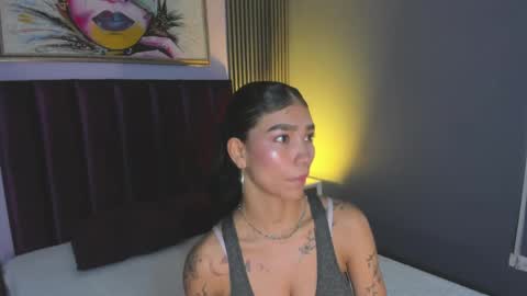 Laura online show from April 19, 2026, 12:37 pm