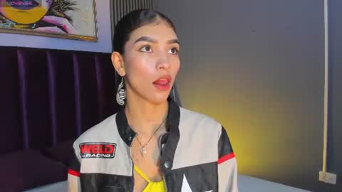 Laura online show from June 17, 2026, 12:07 pm