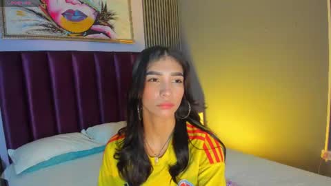 Laura online show from June 27, 2026, 1:39 pm