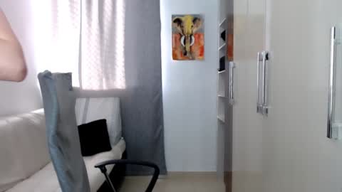 Laura online show from January 22, 2025, 9:21 pm