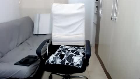 Laura online show from February 16, 2025, 8:11 pm