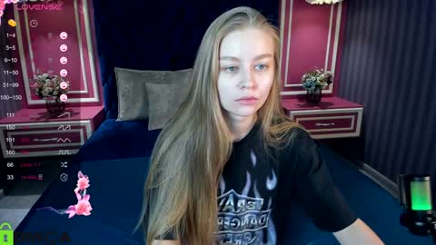 Snapshot of laura_pudd chatting on January 15, 2025, 12:47 pm Laura online show from January 15, 2025, 12:47 pm