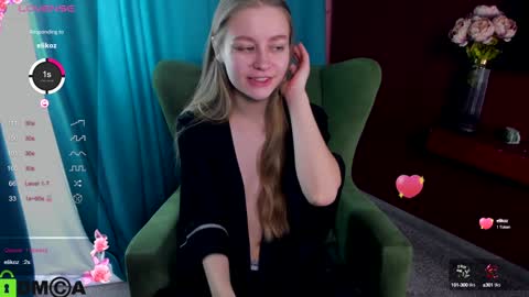 Snapshot of laura_pudd chatting on January 27, 2025, 11:11 am Laura online show from January 27, 2025, 11:11 am