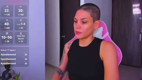 Laura Rose online show from December 28, 2024, 12:45 pm