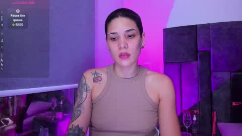 Laura Rose online show from February 4, 2025, 12:08 am