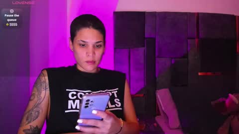 Laura Rose online show from February 11, 2025, 10:50 pm