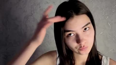 Laura online show from February 24, 2026, 1:42 pm