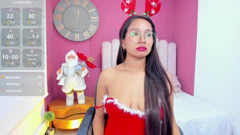 Laura Glowing online show from December 31, 2024, 12:46 pm