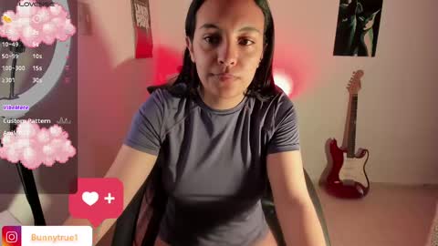 Snapshot of lauraohana chatting on February 25, 2025, 9:09 am lauraohana online show from February 25, 2025, 9:09 am