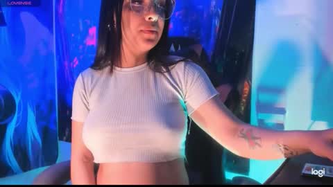 lauraohana online show from December 5, 2025, 10:13 am