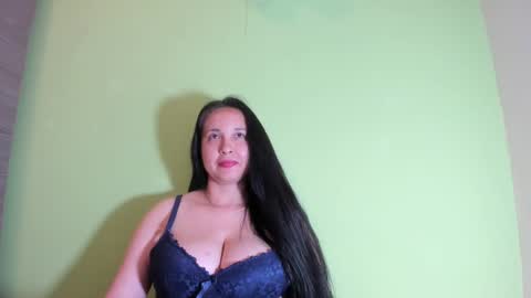 laureen777 online show from March 11, 2025, 12:33 am