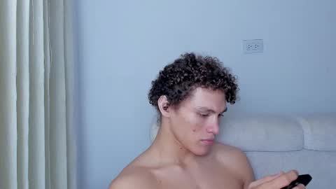 Laureent online show from February 15, 2025, 11:17 am