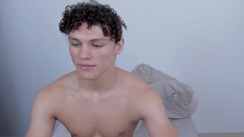 Laureent online show from March 11, 2025, 9:37 pm