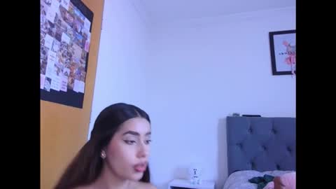 Snapshot of lauren_clauz chatting on February 26, 2026, 4:28 pm Lauren Clauz online show from February 26, 2026, 4:28 pm