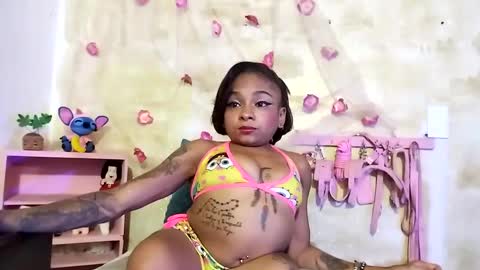 Lauren online show from January 17, 2025, 4:39 am