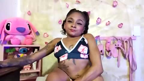 Lauren online show from January 23, 2025, 2:44 am