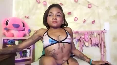 Lauren online show from February 14, 2025, 4:47 am