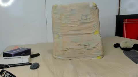 Snapshot of lauren_mark_ chatting on October 20, 2025, 9:04 pm lauren_mark_ online show from October 20, 2025, 9:04 pm