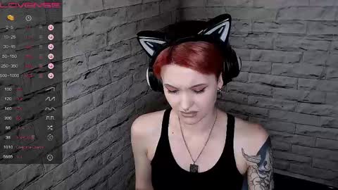 Snapshot of lauren_raquel chatting on May 22, 2026, 6:46 pm Eva online show from May 22, 2026, 6:46 pm
