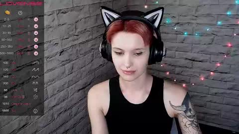 Snapshot of lauren_raquel chatting on May 23, 2026, 6:23 pm Eva online show from May 23, 2026, 6:23 pm