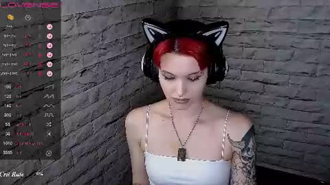 Snapshot of lauren_raquel chatting on June 19, 2026, 6:34 pm Eva online show from June 19, 2026, 6:34 pm