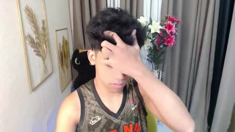 laurence_cuttieguyhere online show from March 27, 2026, 6:18 pm