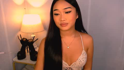 Snapshot of laurenfox16 chatting on November 23, 2025, 6:41 pm chloe3 online show from November 23, 2025, 6:41 pm