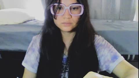 onlyfan laureng7 - 7 laureng2 online show from May 11, 2026, 2:01 pm