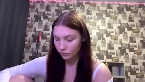 Hannah online show from September 17, 2025, 4:08 pm