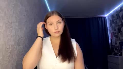 Hannah online show from October 2, 2025, 4:25 pm