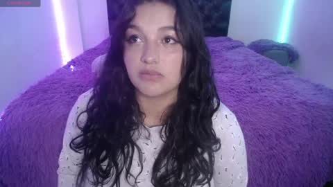 laurenkenner28_ online show from April 18, 2026, 6:23 pm