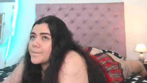Snapshot of laurenlaine99 chatting on May 21, 2026, 5:20 pm laurenlaine online show from May 21, 2026, 5:20 pm