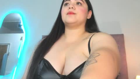 laurenlaine online show from July 2, 2026, 12:32 am
