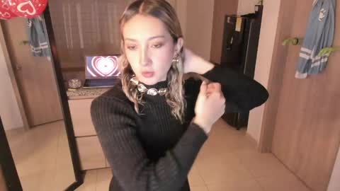 Snapshot of laurenn_111 chatting on May 12, 2026, 3:58 am laurenn_111 online show from May 12, 2026, 3:58 am