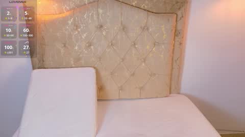 laurenn_smitth online show from March 17, 2026, 12:41 pm