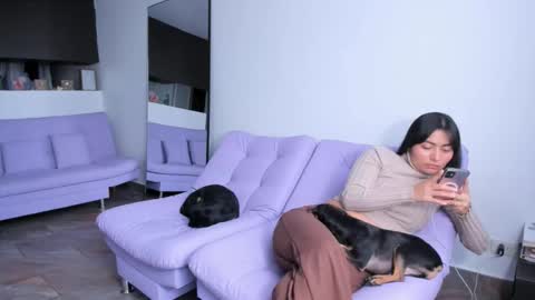 Snapshot of laurent_a chatting on September 27, 2025, 7:08 pm Lucie online show from September 27, 2025, 7:08 pm