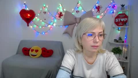 Lauren online show from February 9, 2026, 6:50 am