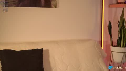 laurita_4 online show from June 23, 2026, 3:10 pm