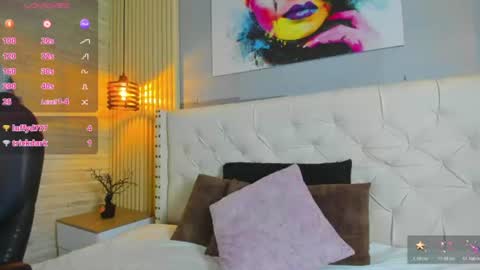 Lauryn online show from July 28, 2026, 12:48 pm