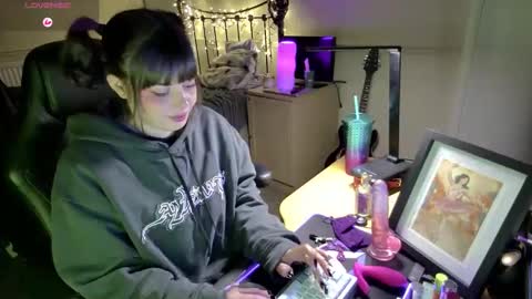 Lavenderrzz online show from January 18, 2026, 8:45 pm