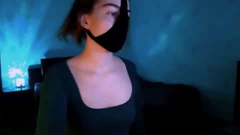 Snapshot of lavinda_lin chatting on November 11, 2025, 7:08 am Lavinda online show from November 11, 2025, 7:08 am