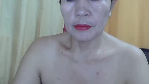 lavine1983 online show from June 17, 2026, 5:21 am