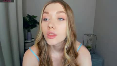 Snapshot of laviniahoutz chatting on June 6, 2026, 8:13 pm Jane online show from June 6, 2026, 8:13 pm